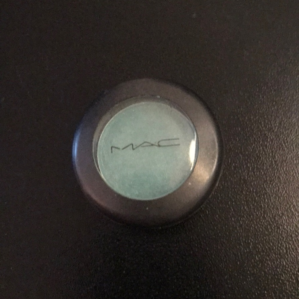 Mac eyeshadow